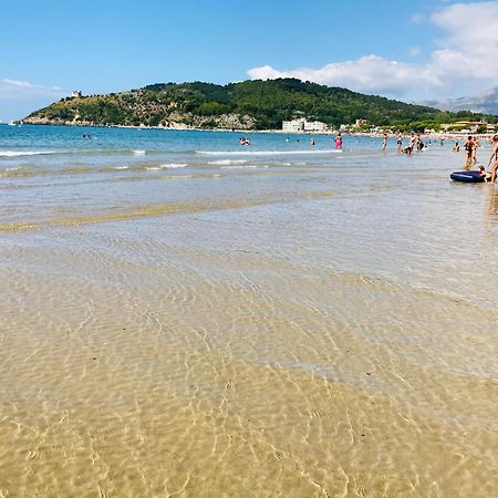 Minturnae Hotel 斯考里 外观 照片