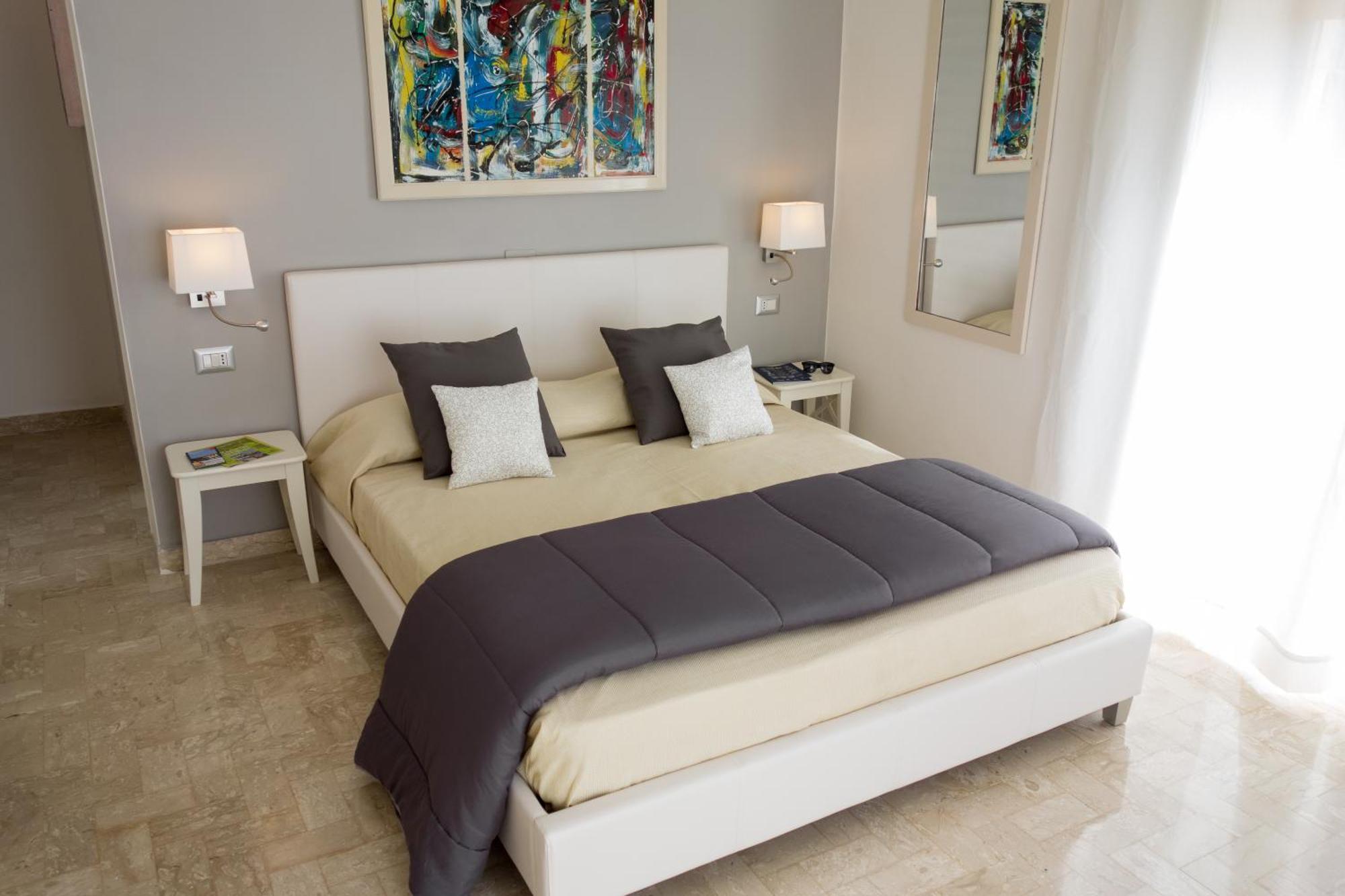 Minturnae Hotel 斯考里 外观 照片