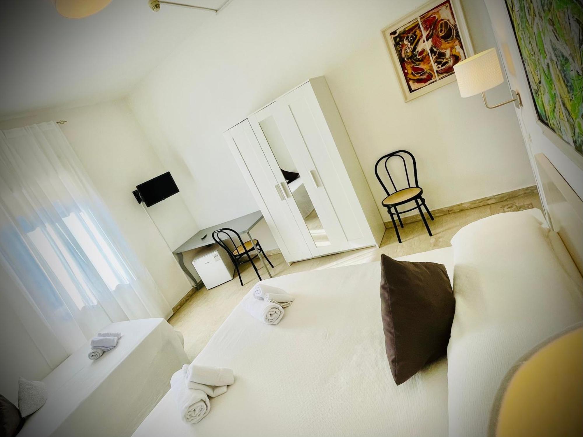 Minturnae Hotel 斯考里 外观 照片