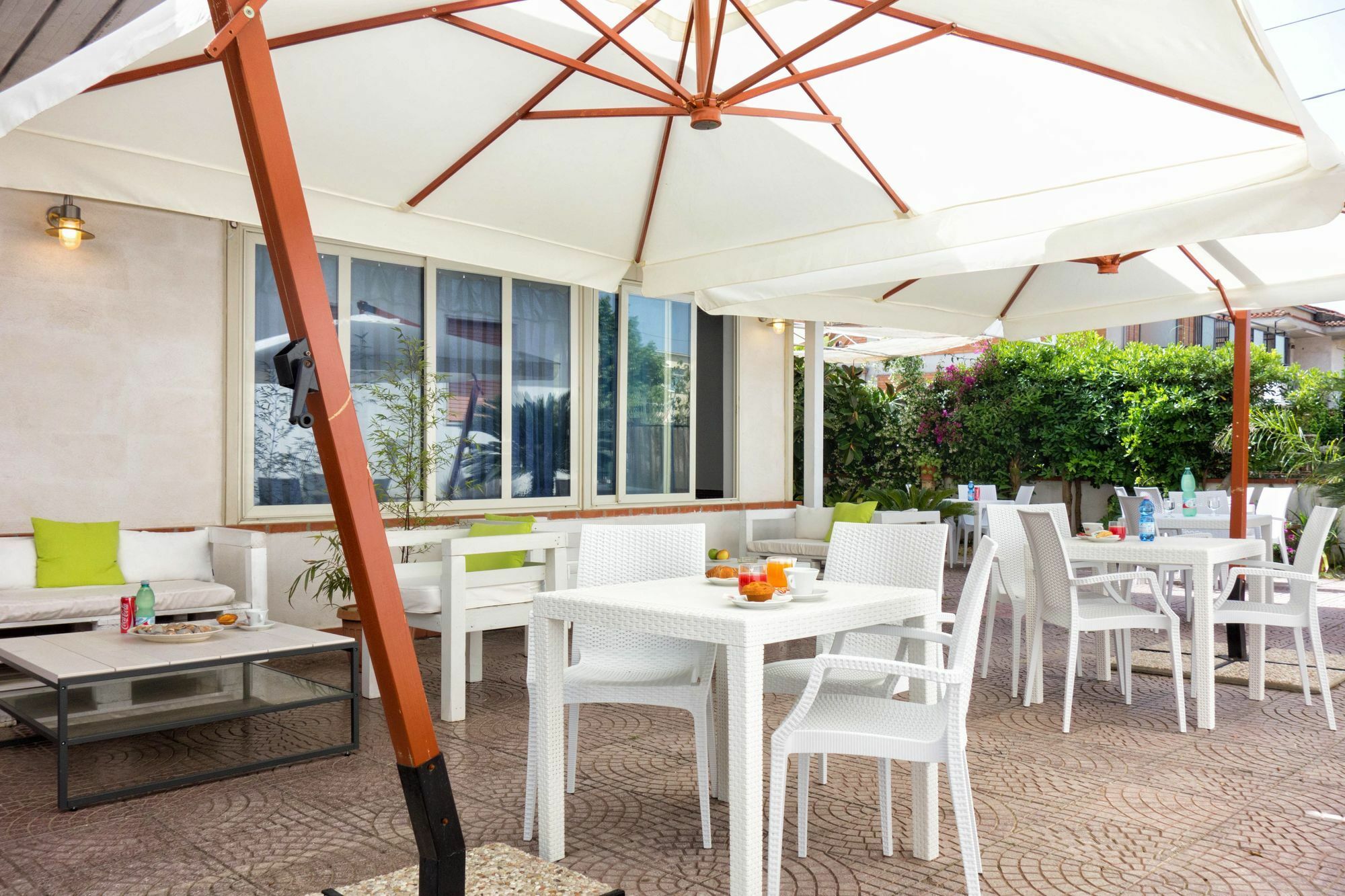 Minturnae Hotel 斯考里 外观 照片