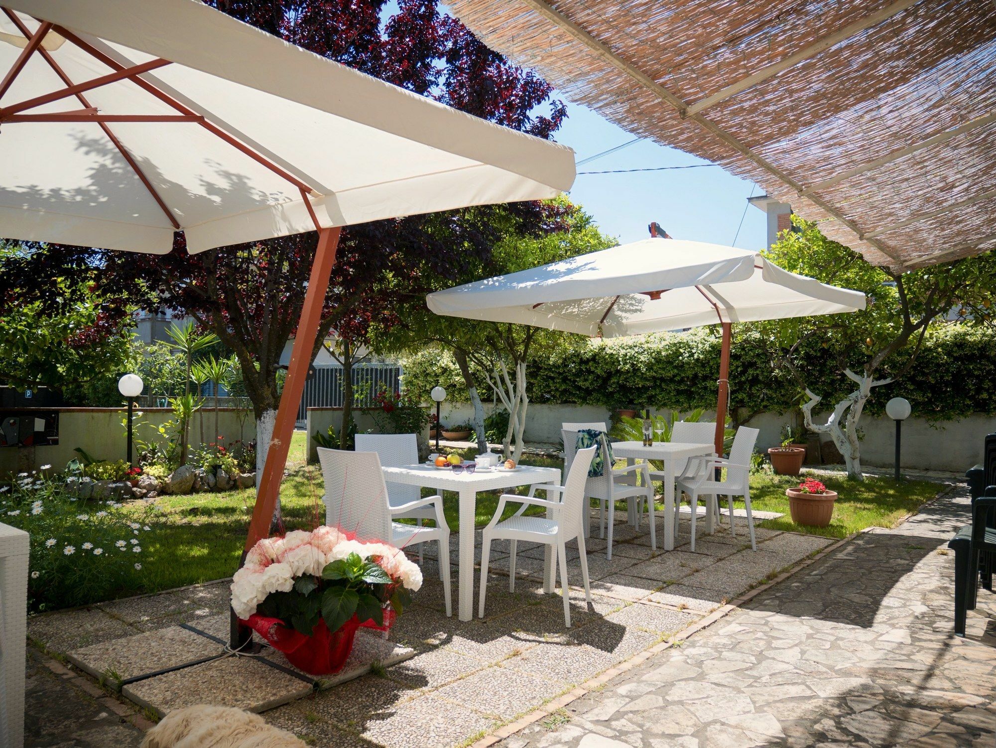 Minturnae Hotel 斯考里 外观 照片